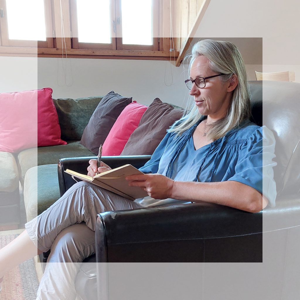 Cécile Hervieux biographe familial